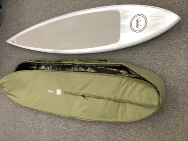 8'6" x 18.5" / 110L Kings Custom DW SUP w/Bag,  A- Condition