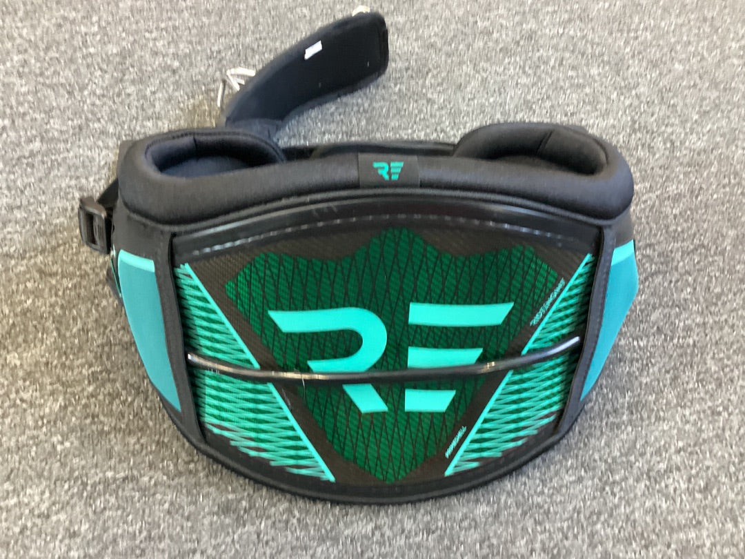 M/L Ride Engine Kite,  B Condition