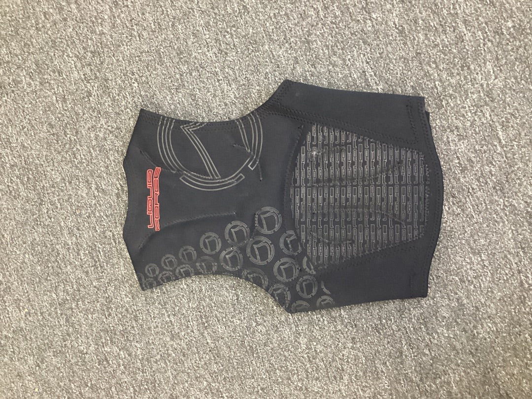 S Liquid Force Impact Vest,  B+ Condition