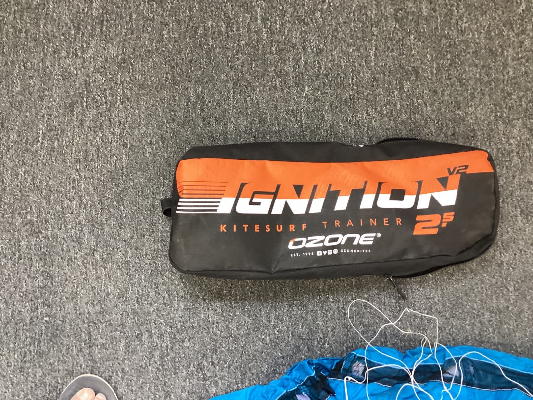 2.5 Ozone Ignition-Trainer Kite,  B Condition