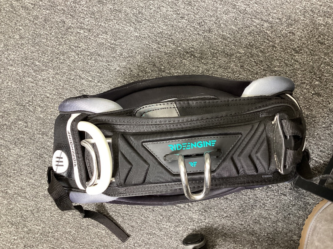 L Ride Engine Kite Harness,  B- Condition