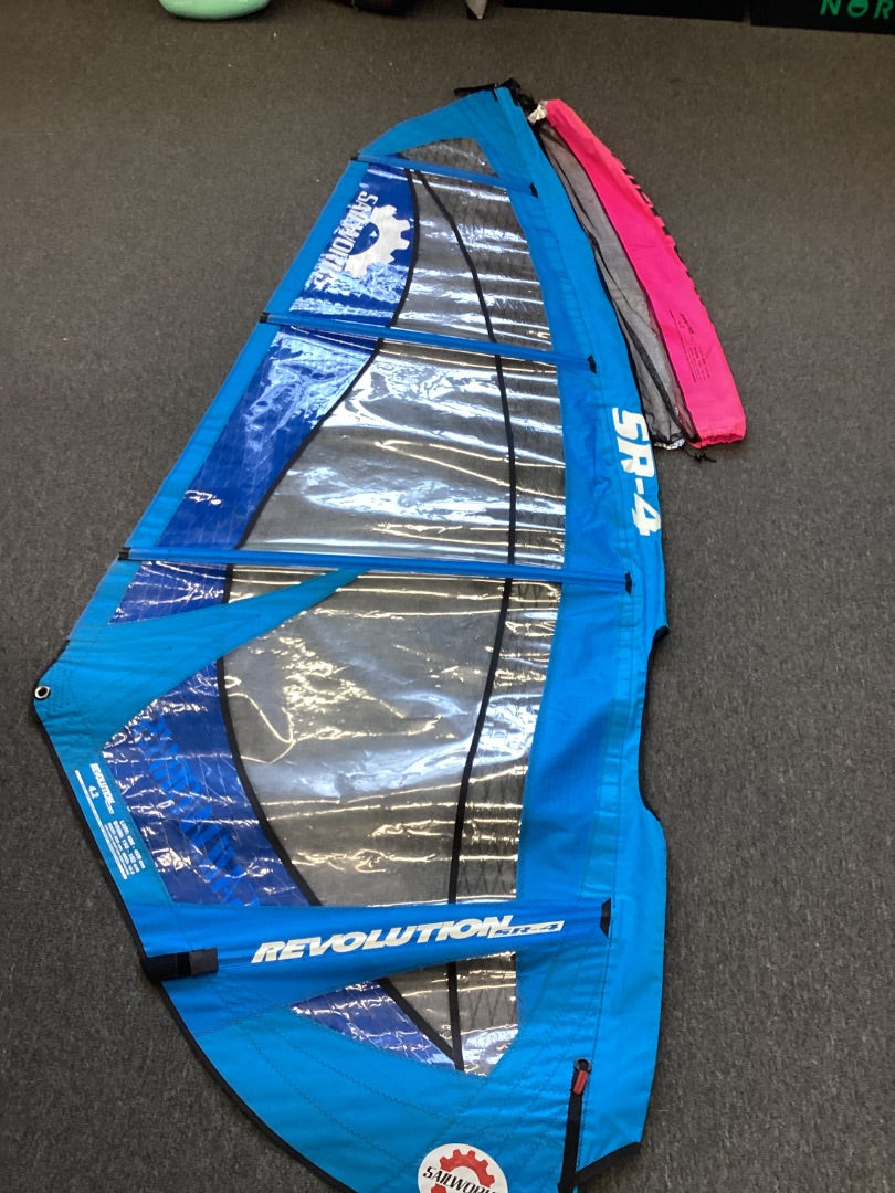 4.2 Sailworks Revolution,  B Condition
