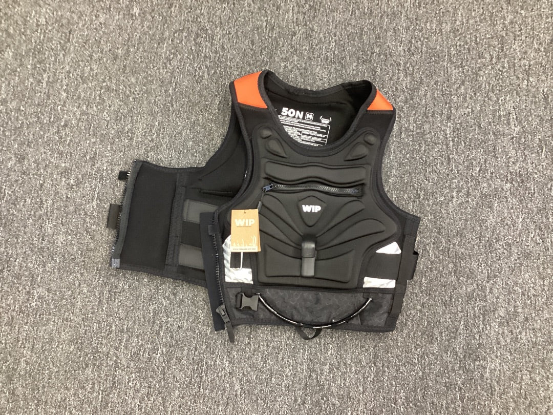 M WIP Wing Impact Vest,  A Condition