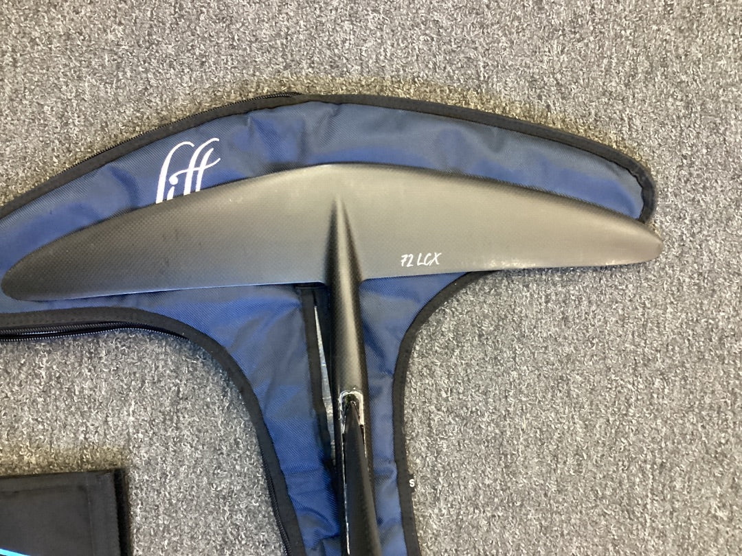 Lift 70 LCX + Carve 20 + 102cm Mast,   Condition