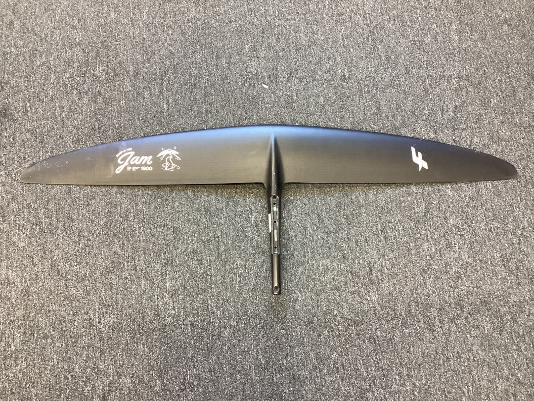 1900cm2 F-One Jam,  B Condition