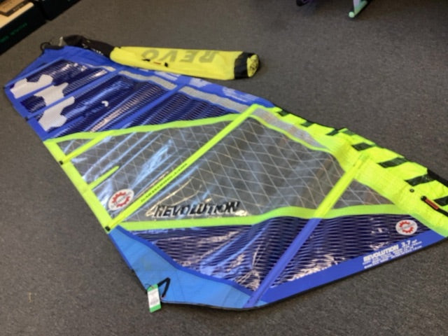 3.7 Sailworks Revo,  B Condition