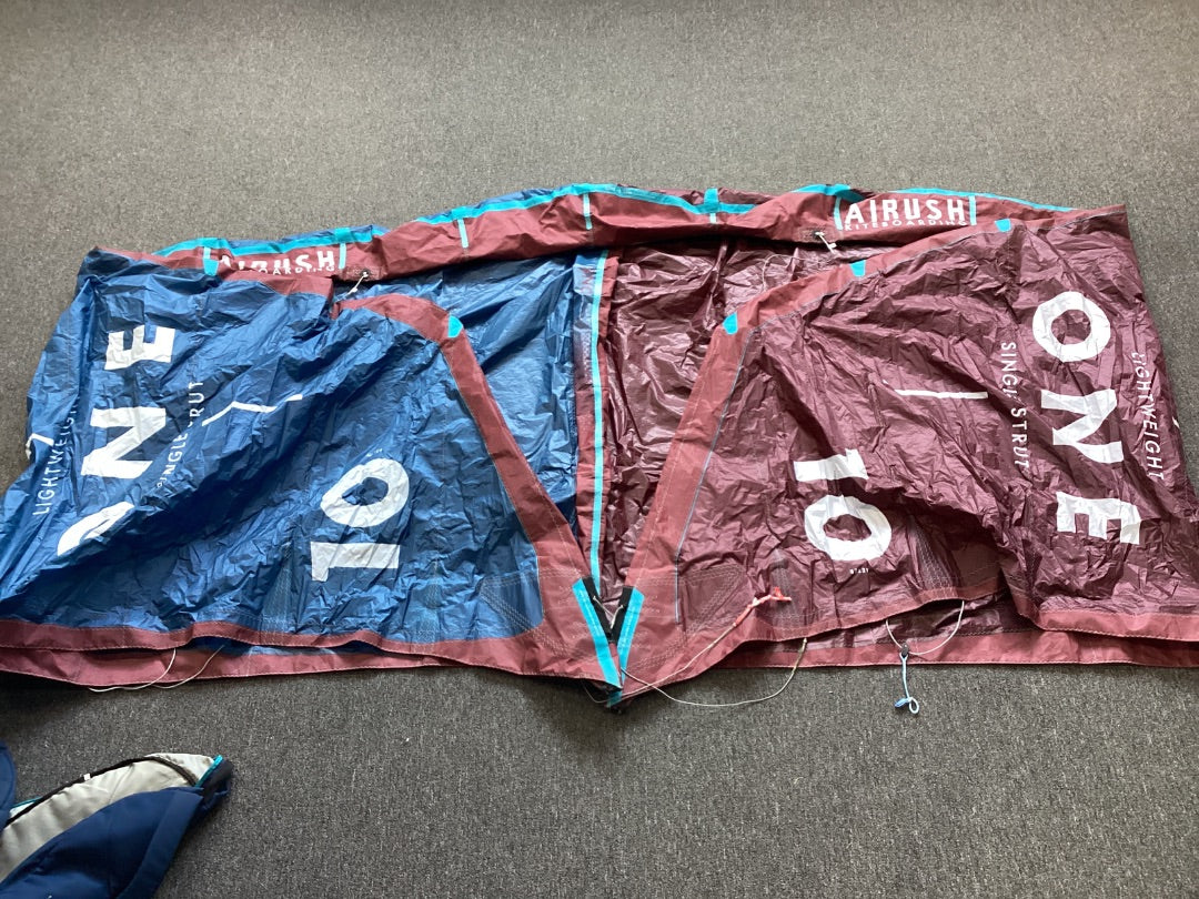 10m2 Airush One,   Condition