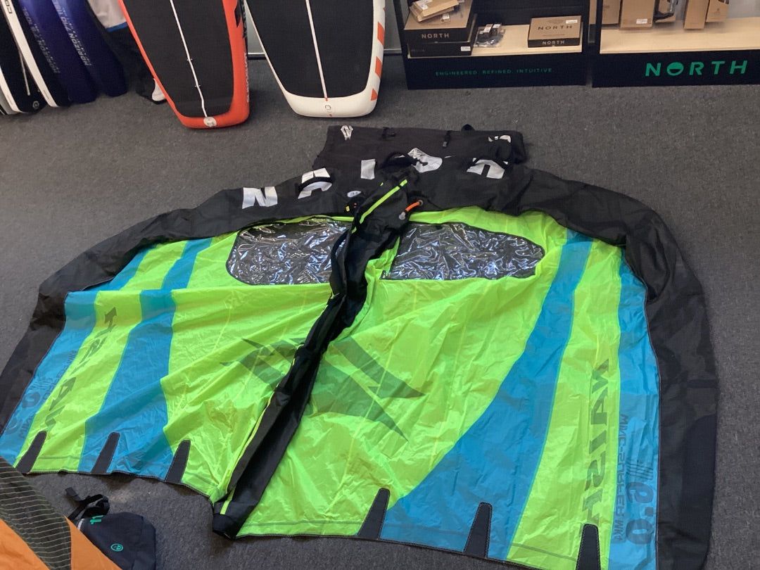 6.0m2 Naish Wingsurfer,  B- Condition