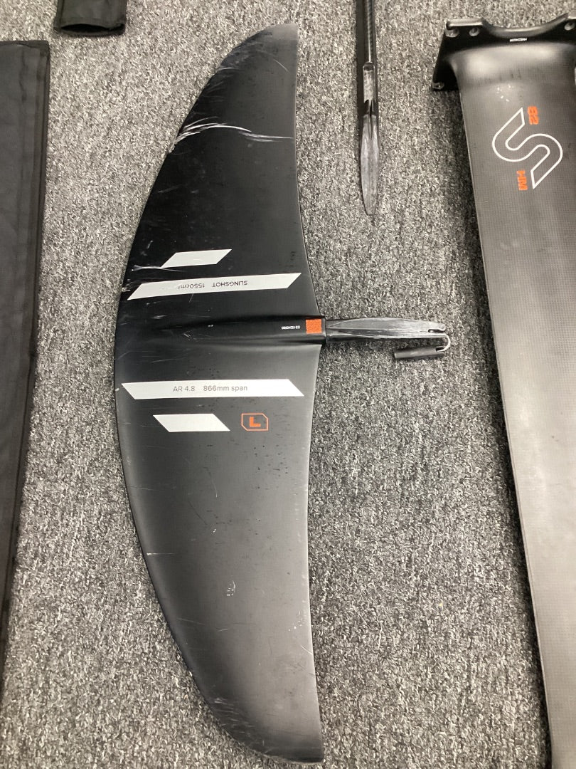 1550 fw, 270 rw, 82 mast Slingshot One Lock Ease Carbon,  B Condition