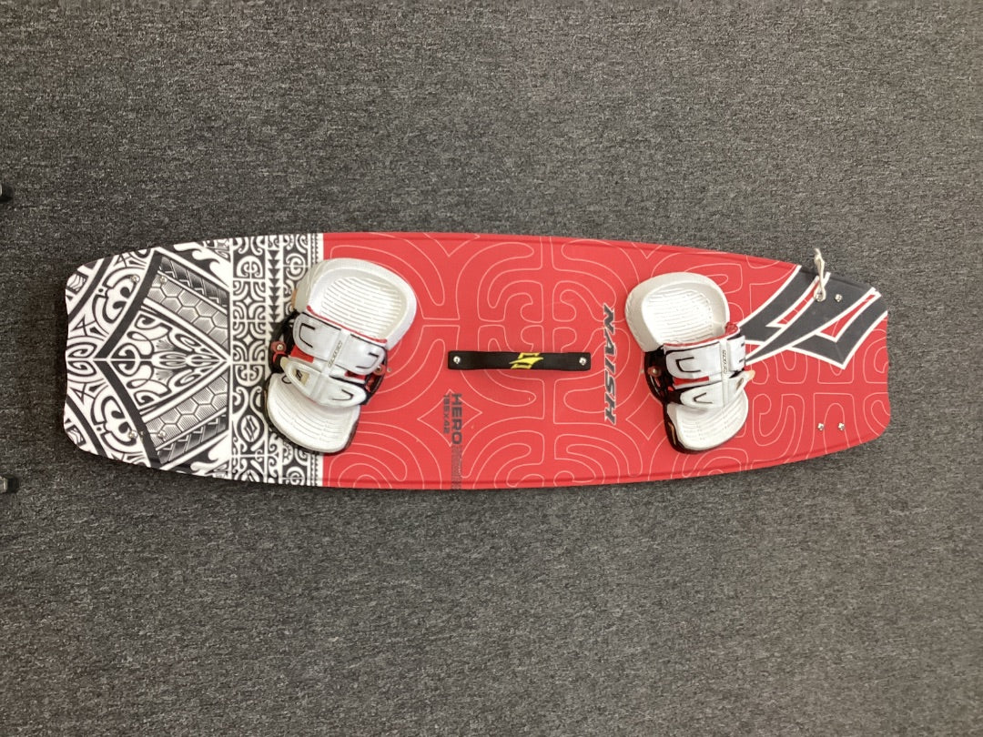 135 x 42cm Naish Hero Twintip,  B Condition