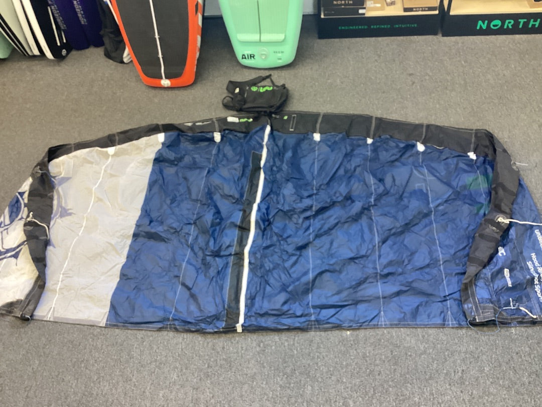 7m Slingshot UFO,  B Condition