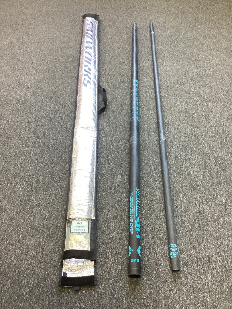 370  Lipstick SDM carbon,  B Condition