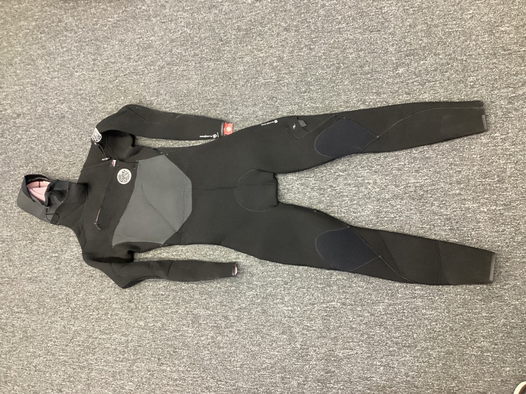MT Rip Curl Full Wetsuit hooded 5.4,  B+ Condition