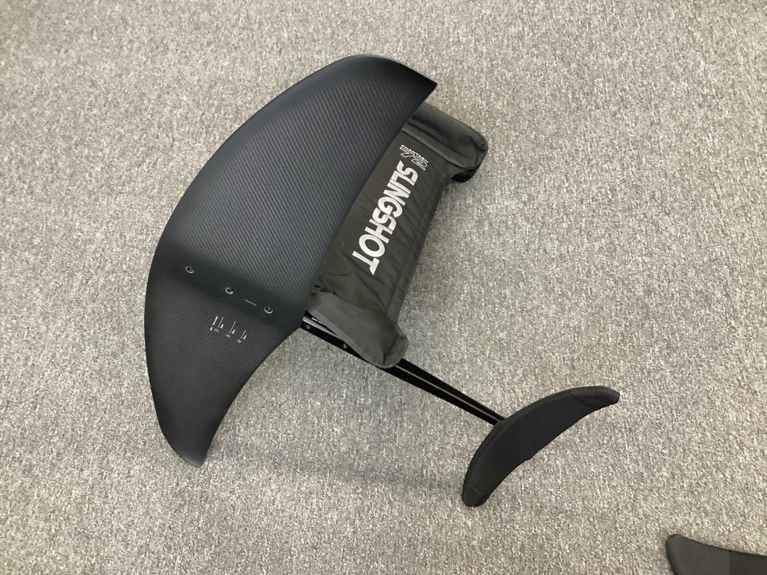 E990/710 fuse/PS400/72 Aluminum mast Slingshot Phantasm E990,  A+ Condition