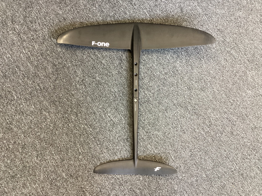 740 FW 161 RW F-One Phantom,  B+ Condition