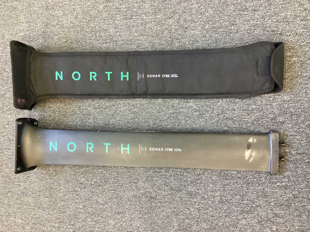 85cm mast North Sonar CF85, 2025/26 B Condition