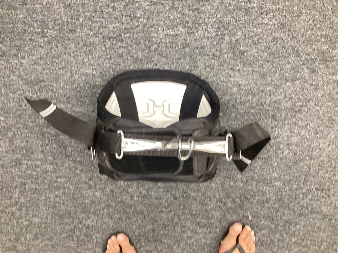 M Dakine Windsurf Harness,  B- Condition