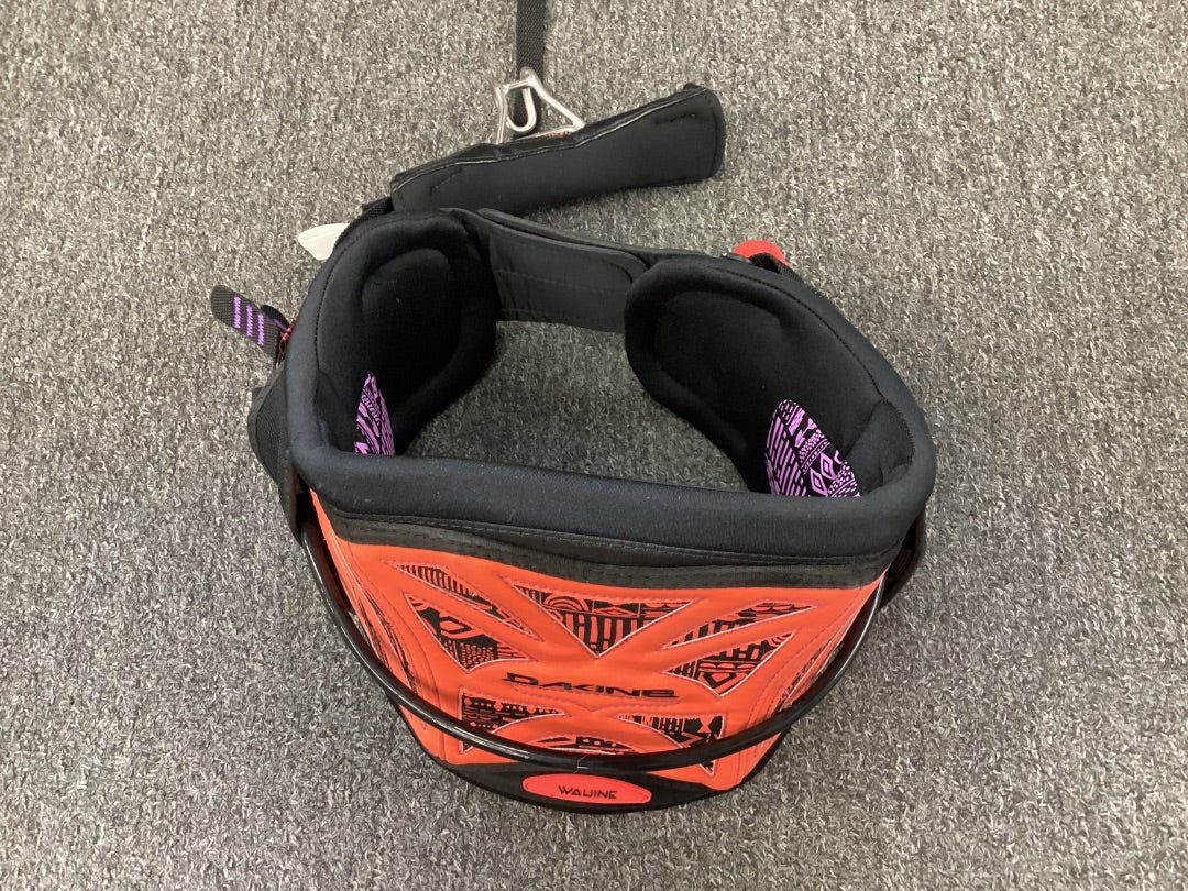 S Dakine Wahine,  b+ Condition