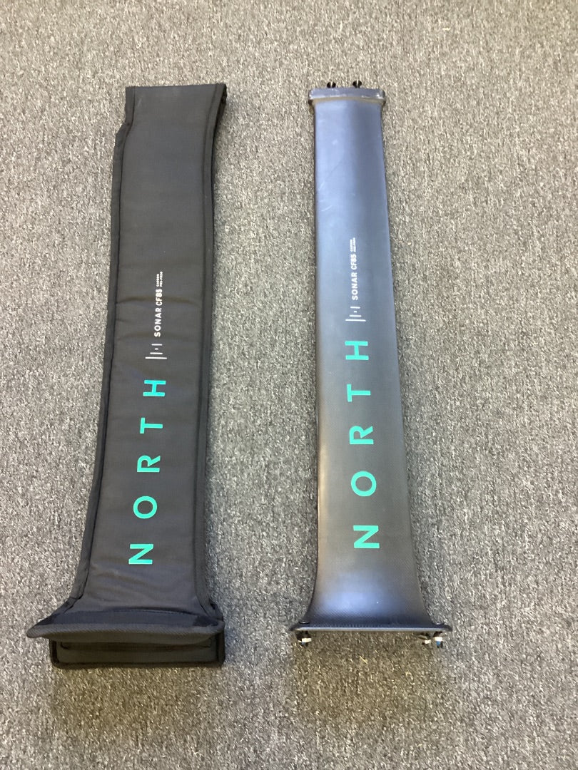 85cm mast North Sonar CF85, 2025/26 B Condition