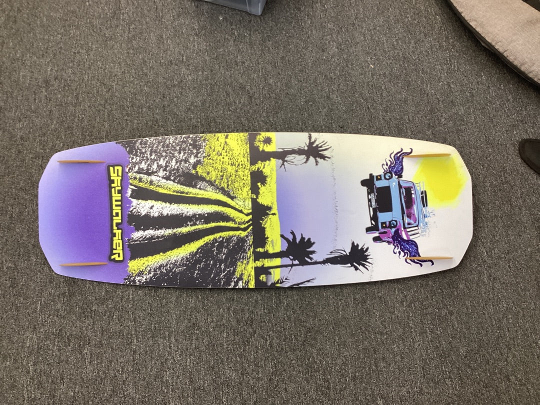 135 Skywalker Light Wind, 2015 B Condition