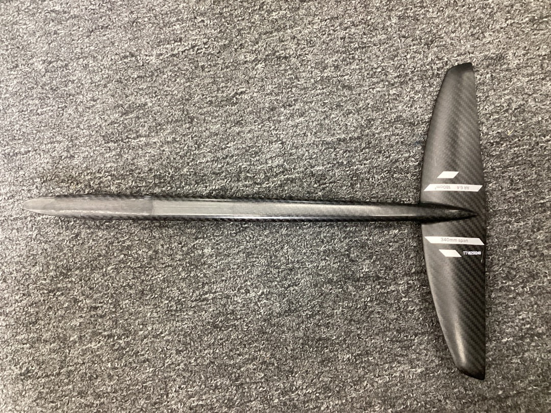 Slingshot One Lock Turbo 180,  A- Condition