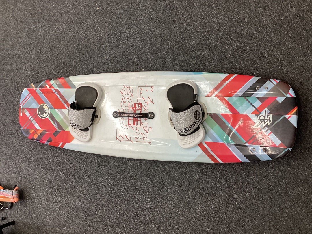 146cm Liquid Force Edge,  B+ Condition