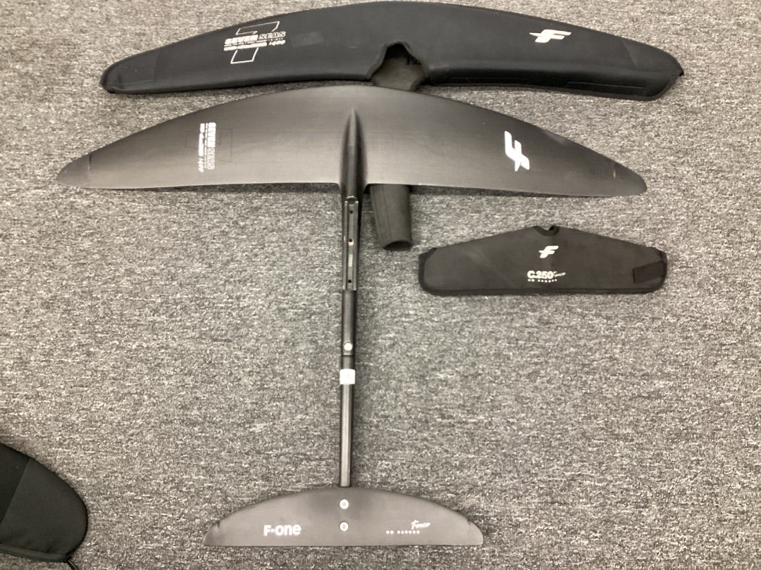 1400 FW, 250 RW, Plane F-One SevenSeas,  B Condition