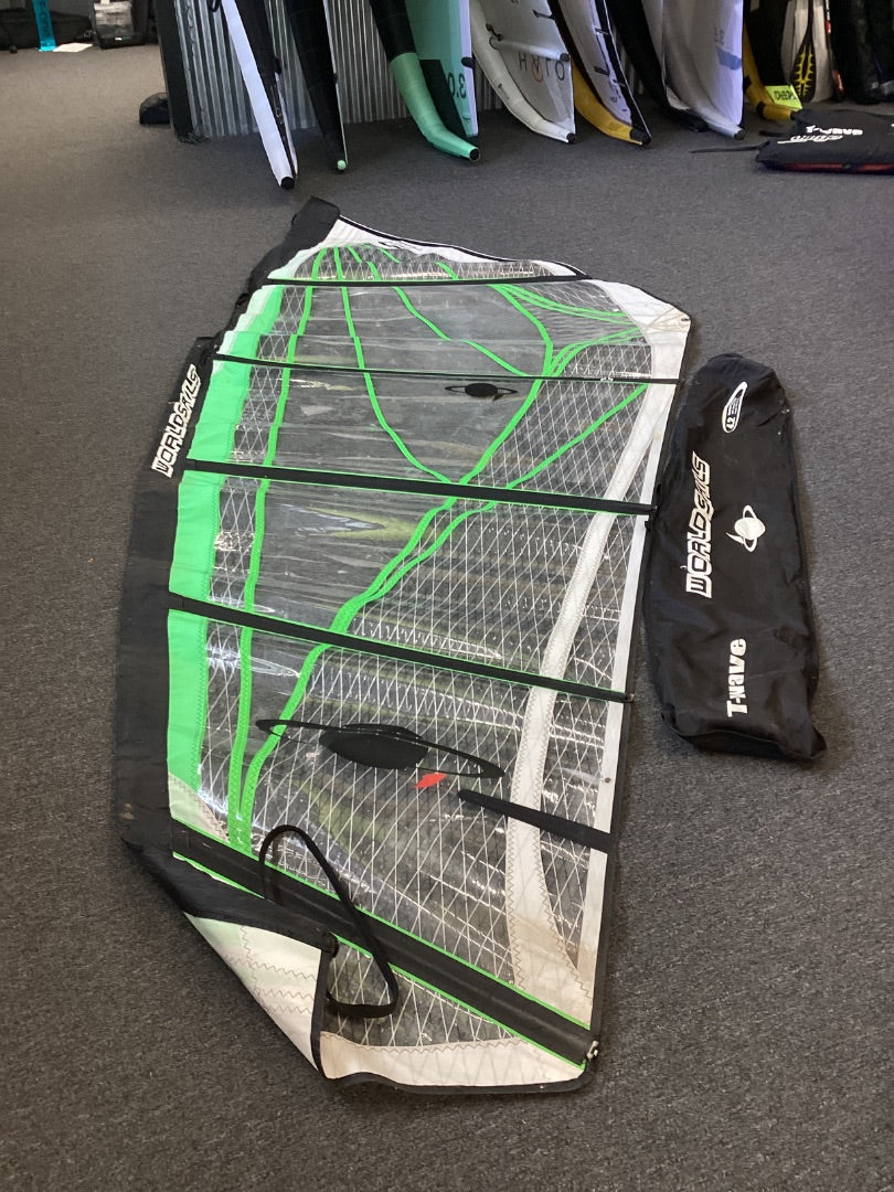 4.7m2 World Sails T-Wave,  B Condition