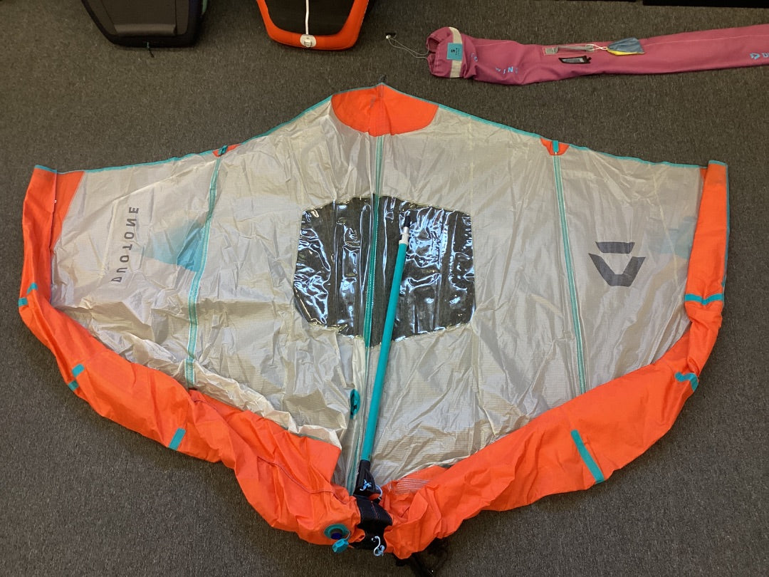 5.0 Duotone Foil Wing,   Condition PUMP INCLUDED