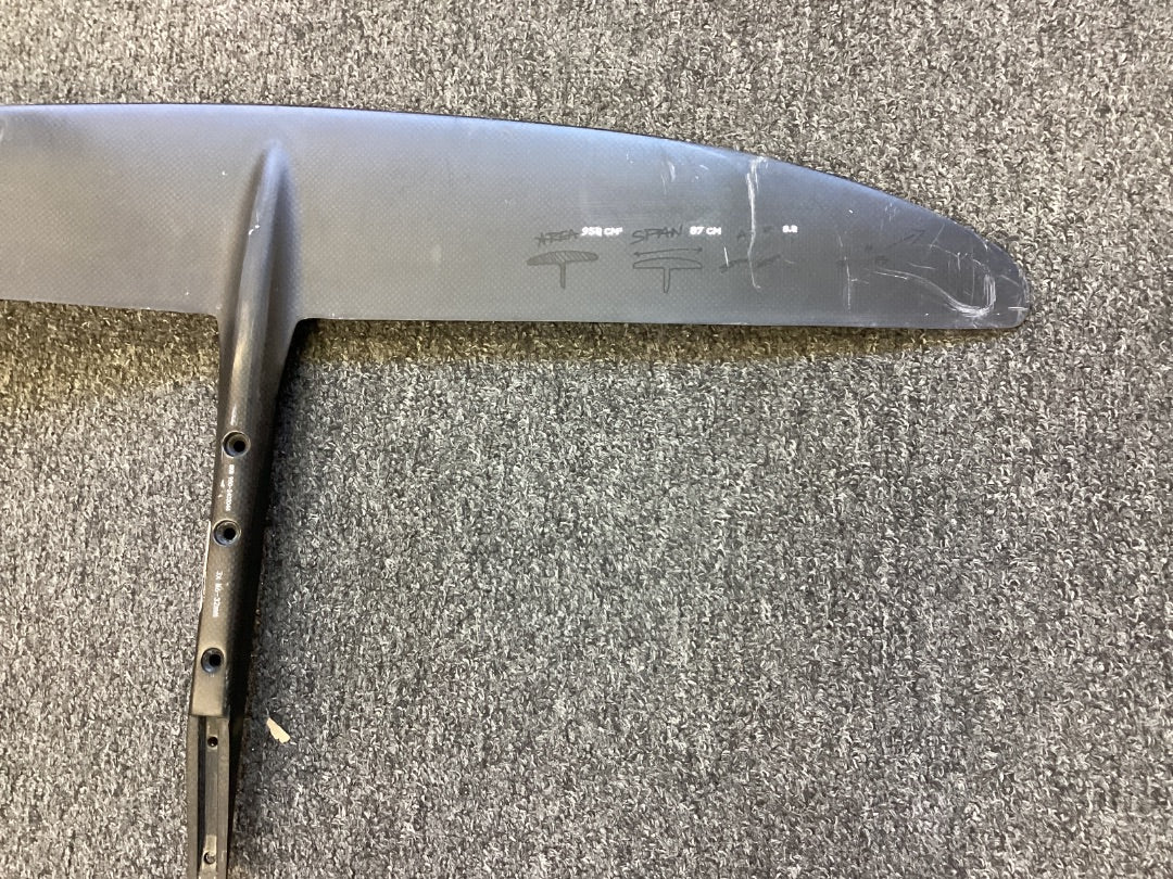 950cm2 F-One SK8 V1,  B- Condition