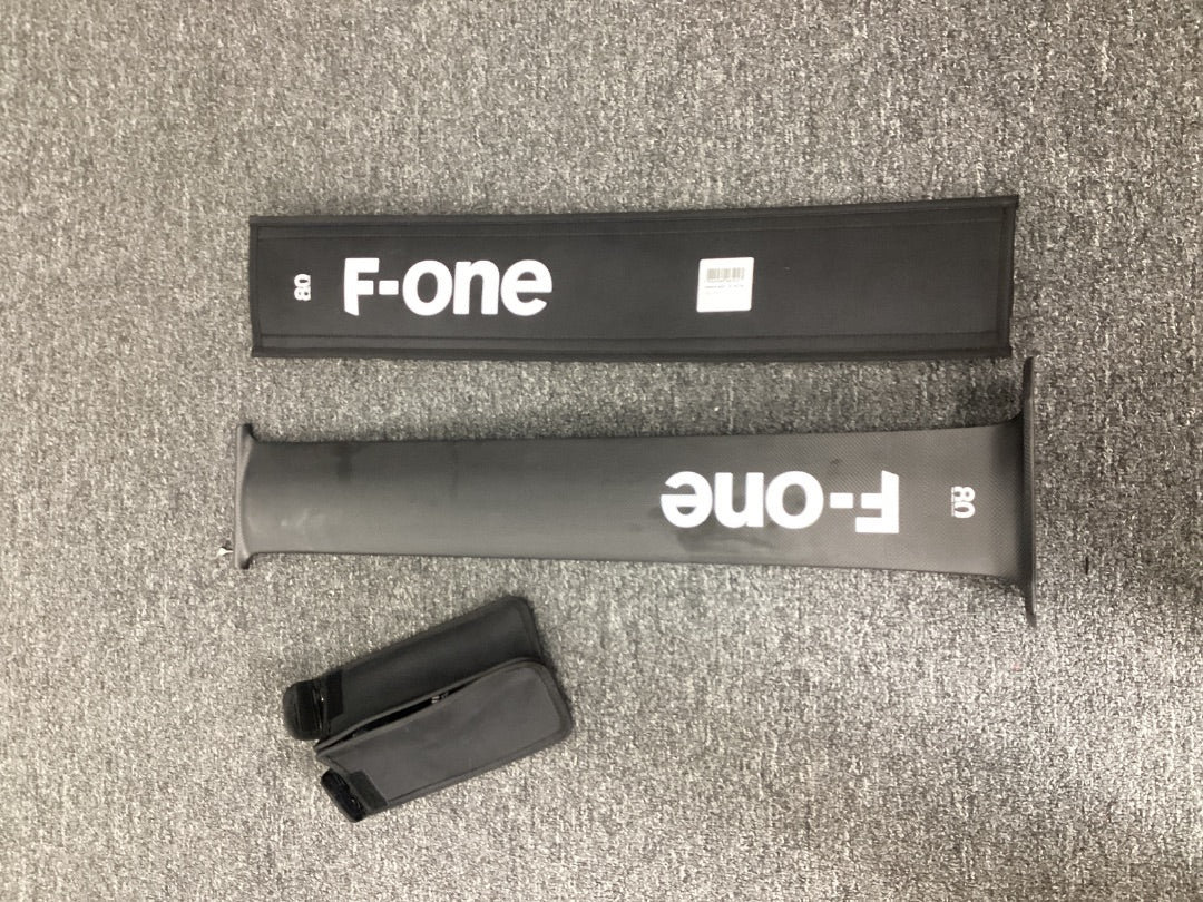 80cm F-One Monobloc carbon 16,   Condition