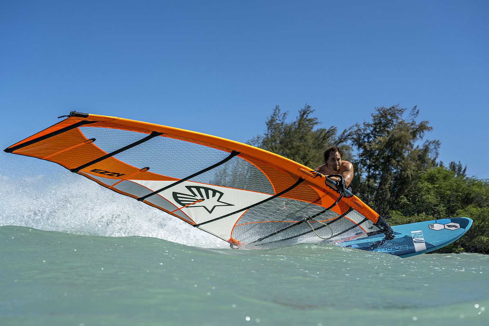 Ezzy Lion Windsurf Sail 2026