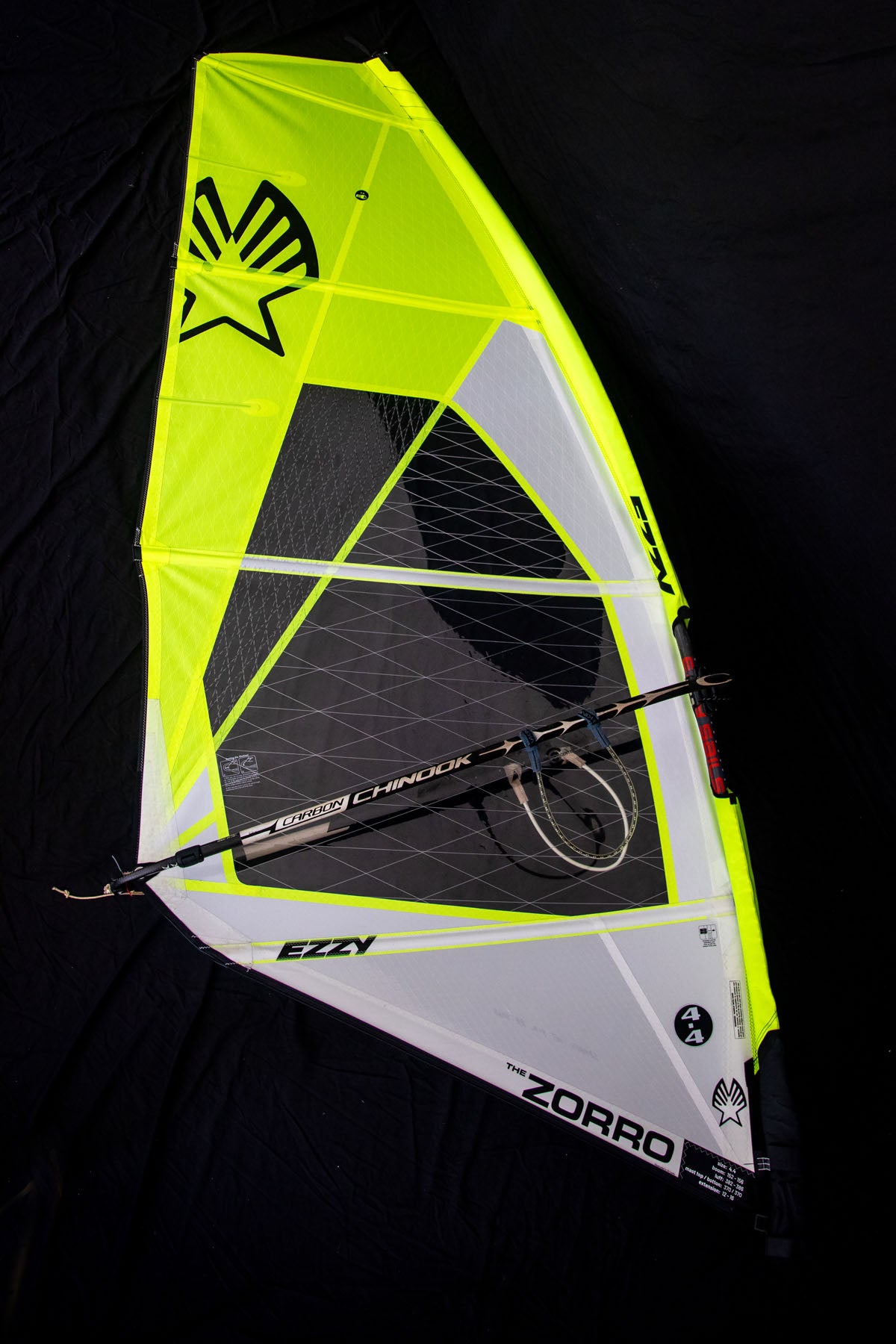 Ezzy Zorro Windsurf Sail 2026