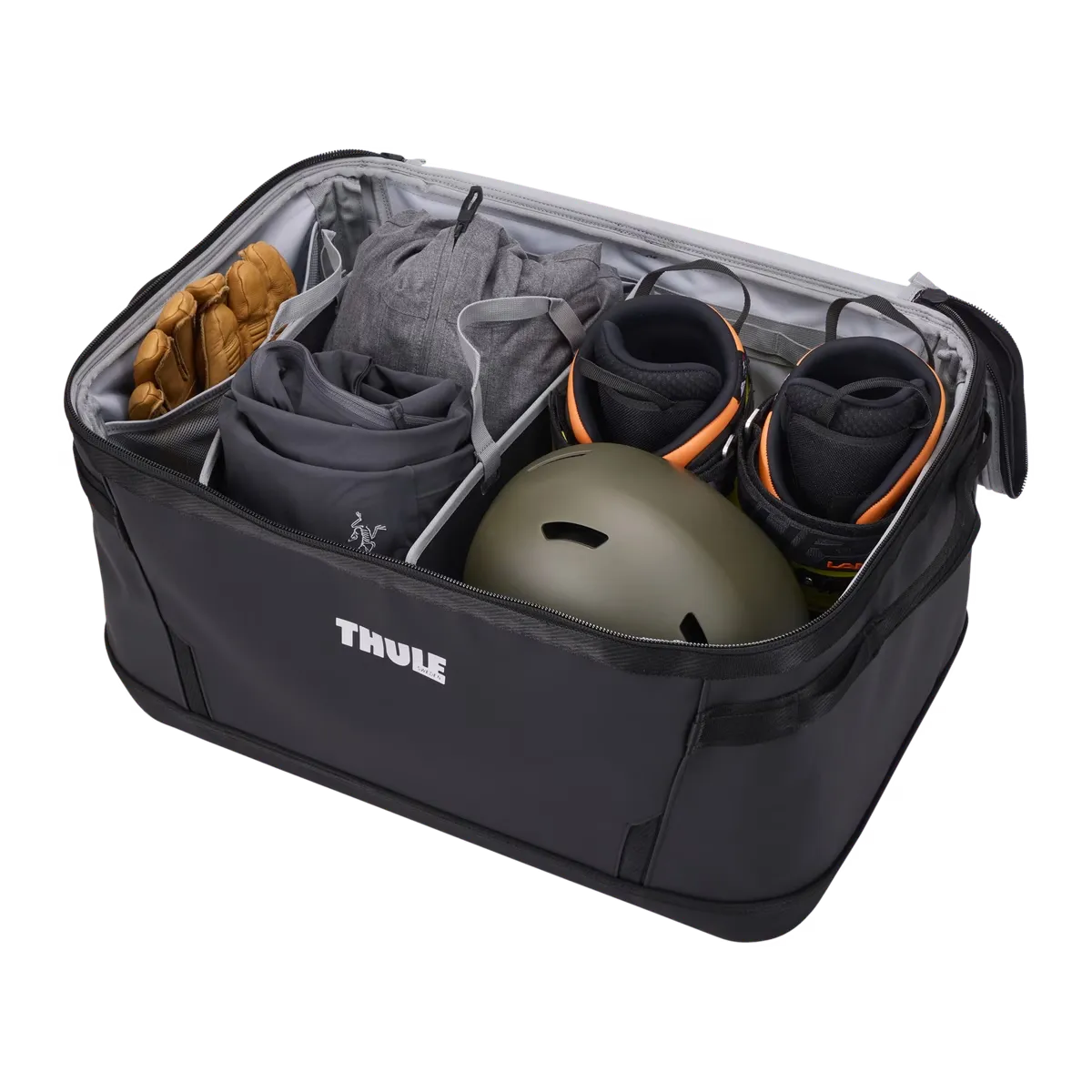 2026 Thule Chasm Gear Hauler