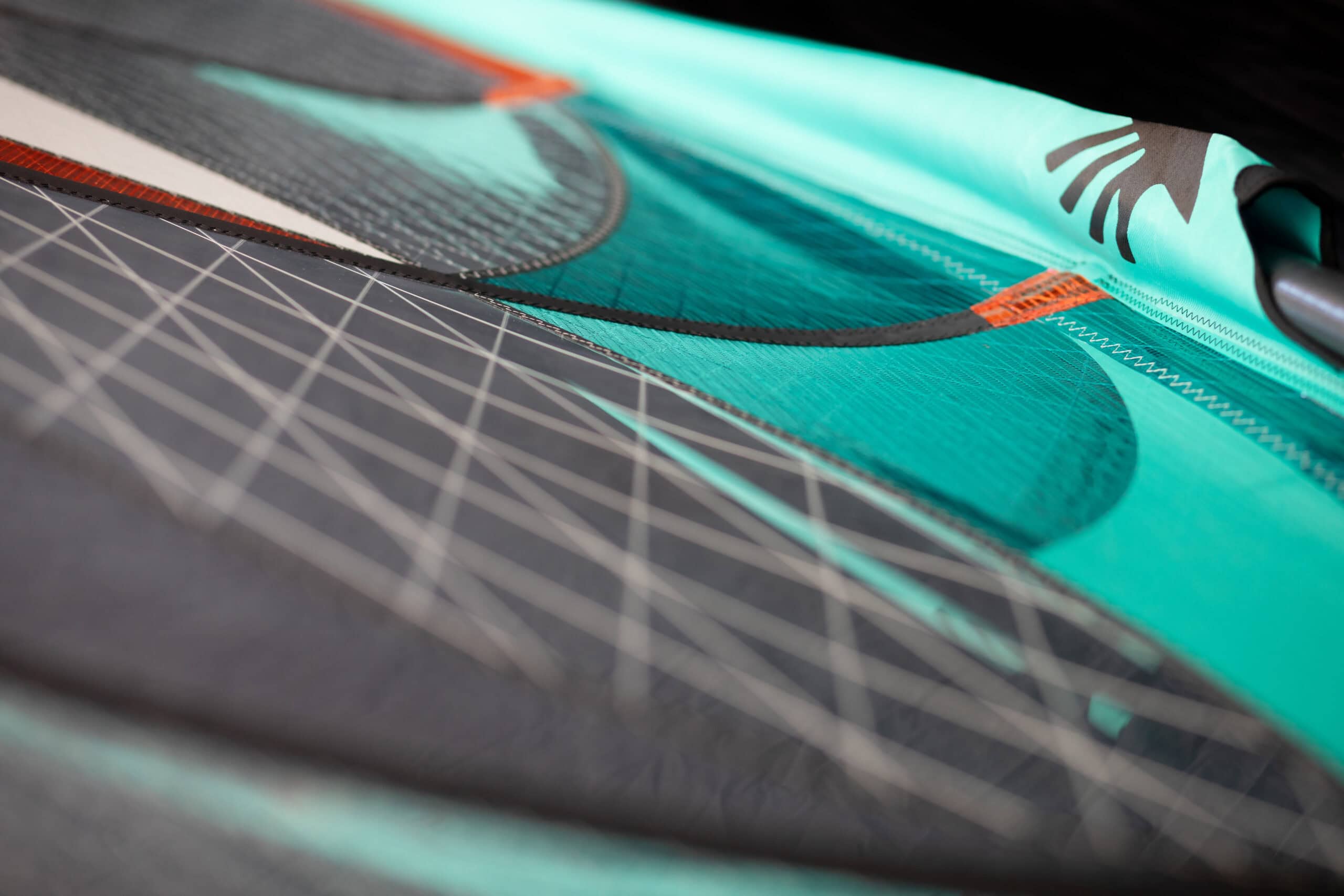 Ezzy Cheetah Windsurf Sail 2026