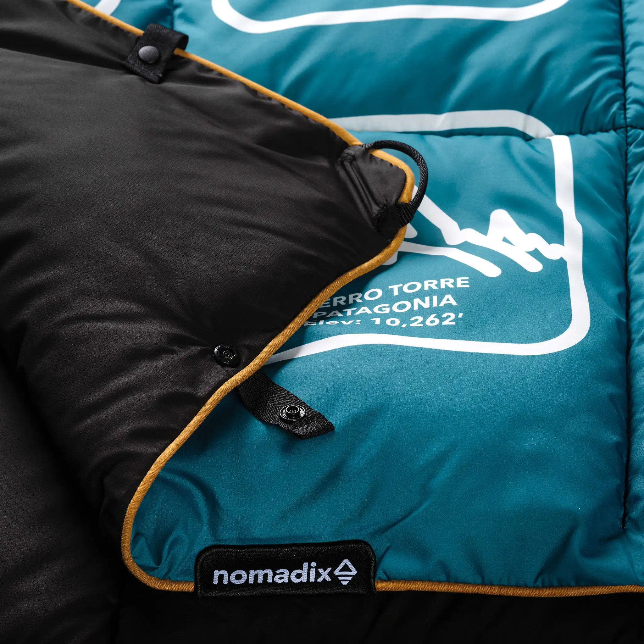 Nomadix Graphene Puffer Blanket