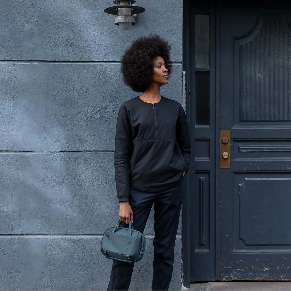 Thule Subterra 2 crossbody